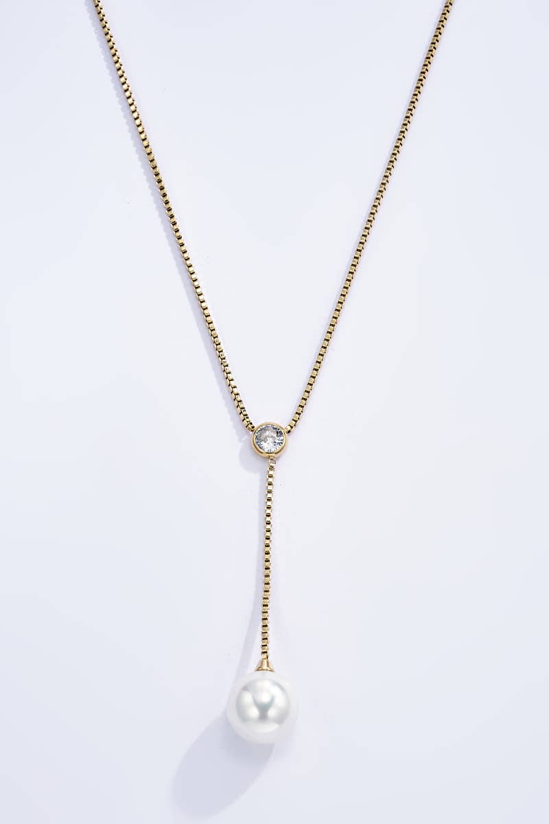 Enlighten Me pearl necklace - Yellow Gold