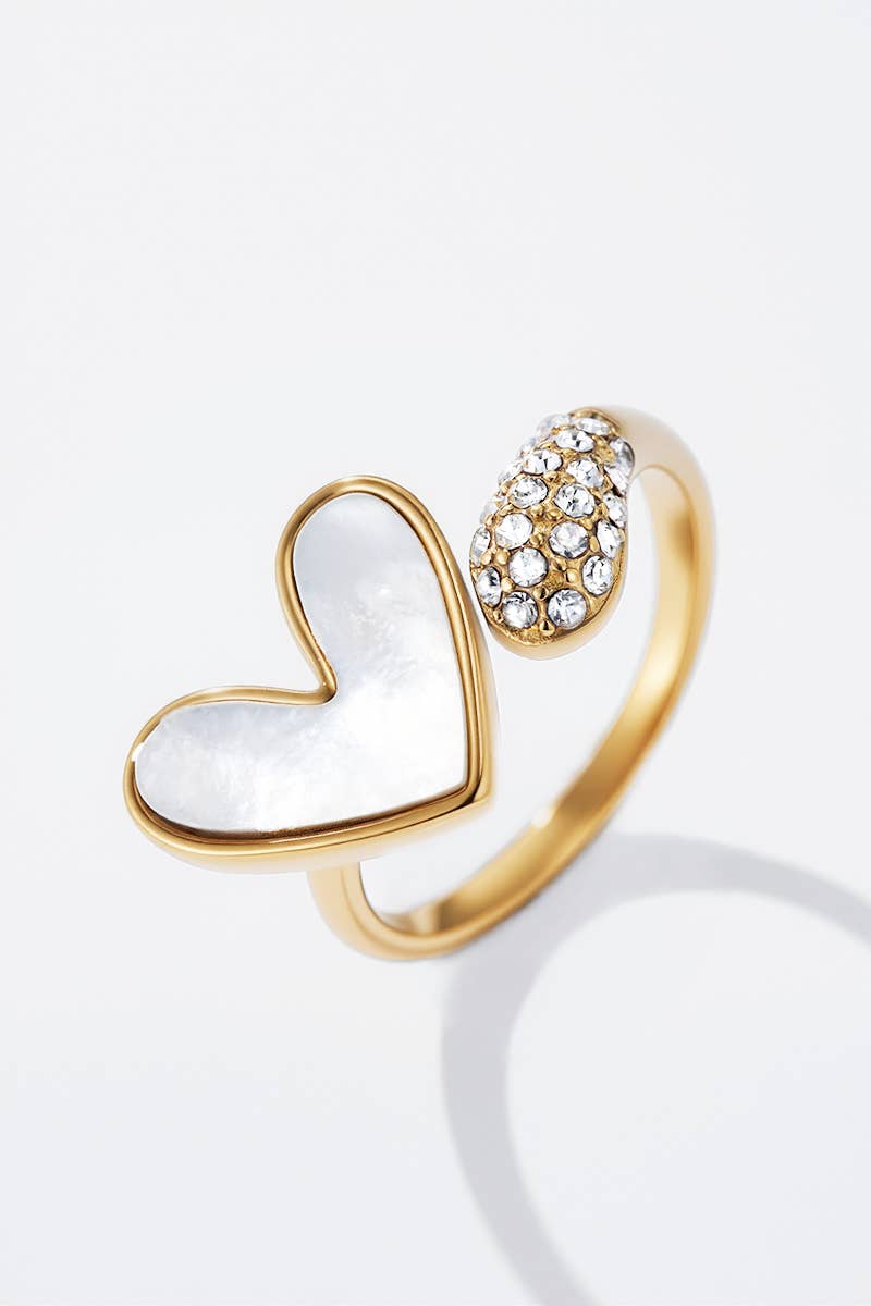 Pearl Heart ring - Yellow Gold